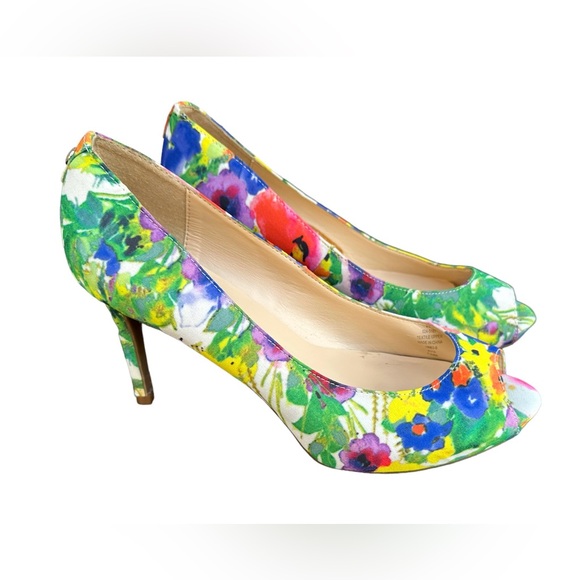 Liz Claiborne multicolored Floral print open toe heels. Sz. 8 - Picture 1 of 8